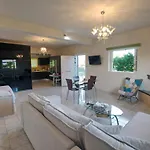 Appartement House With Sea Breeze-anemelia *