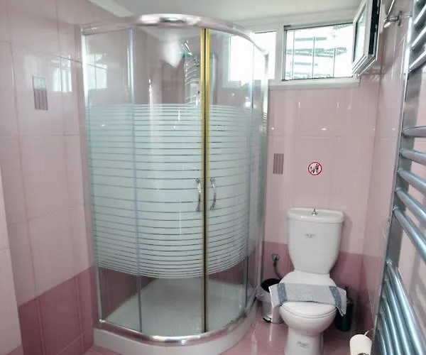 House With Sea Breeze-anemelia