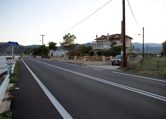 Lägenhet House With Sea Breeze-anemelia *
