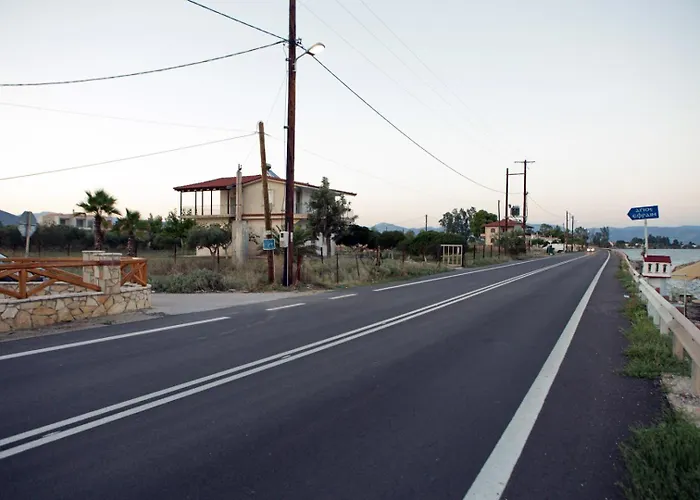 Lägenhet House With Sea Breeze-anemelia