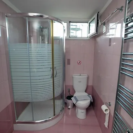 House With Sea Breeze-anemelia Apartment