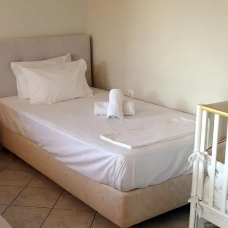 House With Sea Breeze-anemelia