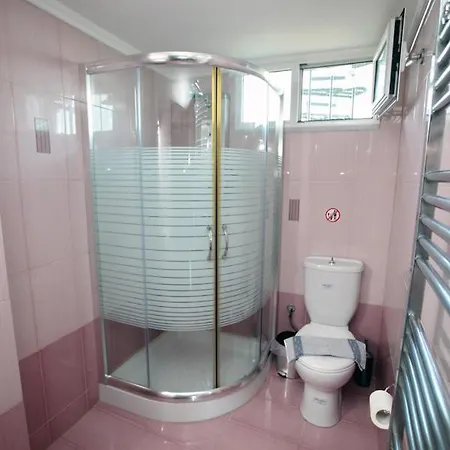 House With Sea Breeze-anemelia