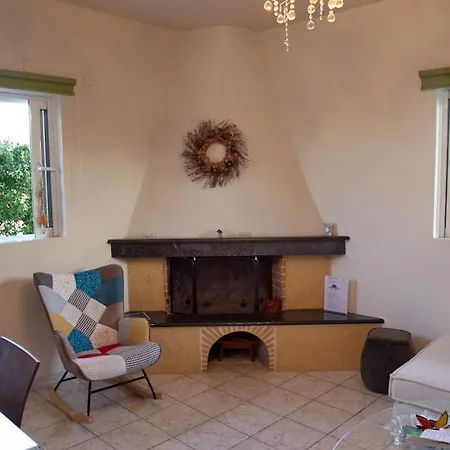 House With Sea Breeze-anemelia