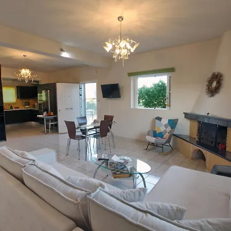 House With Sea Breeze-anemelia * 纳夫普利翁