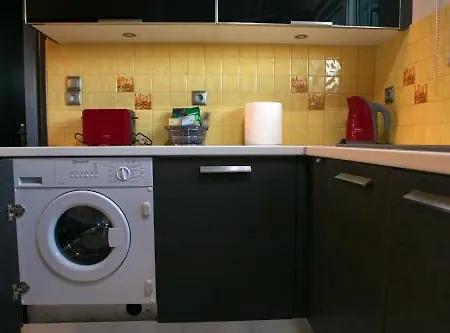 House With Sea Breeze-anemelia