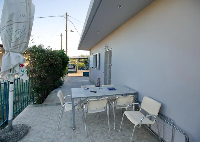 Appartement House With Sea Breeze-anemelia