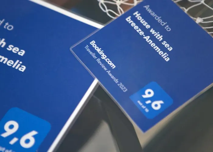 House With Sea Breeze-anemelia