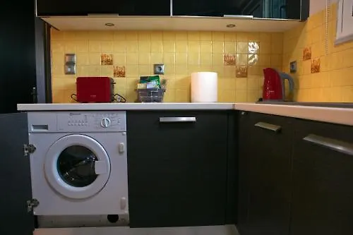 House With Sea Breeze-anemelia